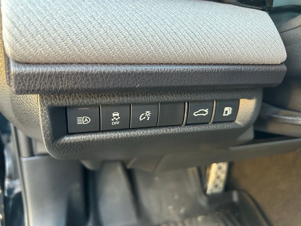 Thumbnail: 2025 Toyota Camry - 15