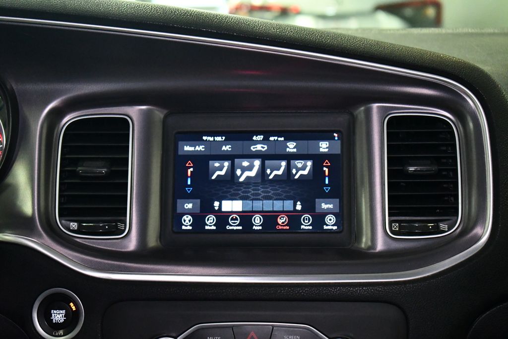 Thumbnail: 2019 Dodge Charger - 18