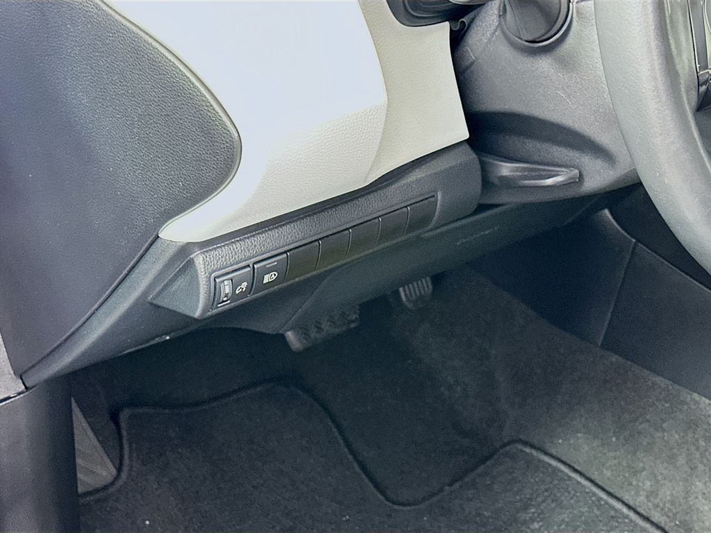 Thumbnail: 2024 Toyota Corolla - 10