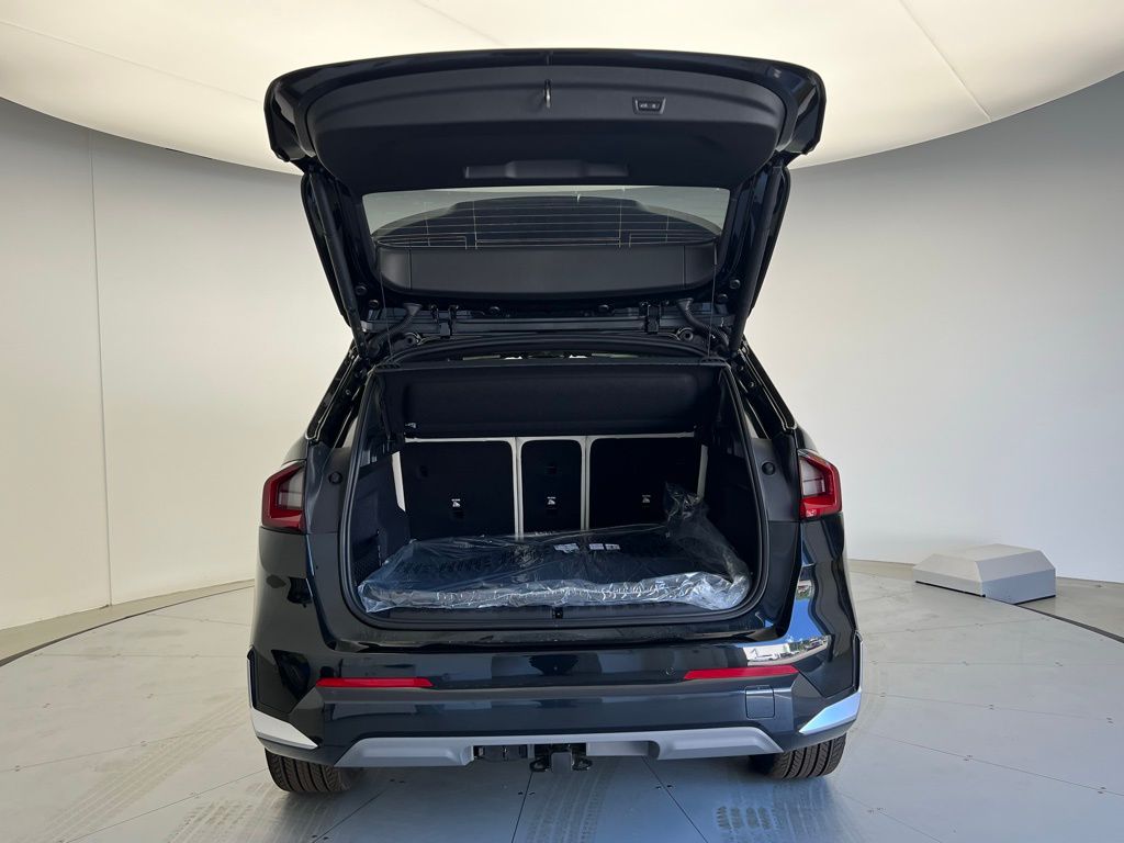 Thumbnail: 2026 BMW X1 - 5