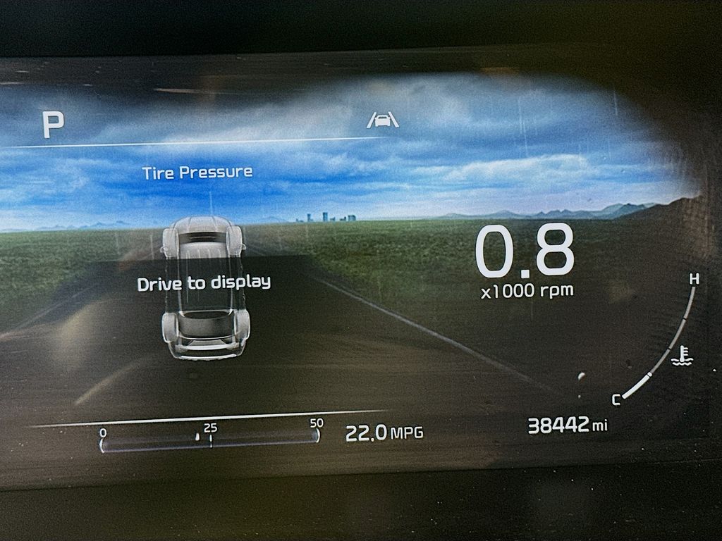 Thumbnail: 2023 Kia Sorento - 12