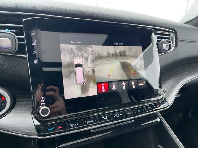 2023 Wagoneer L Wagoneer L