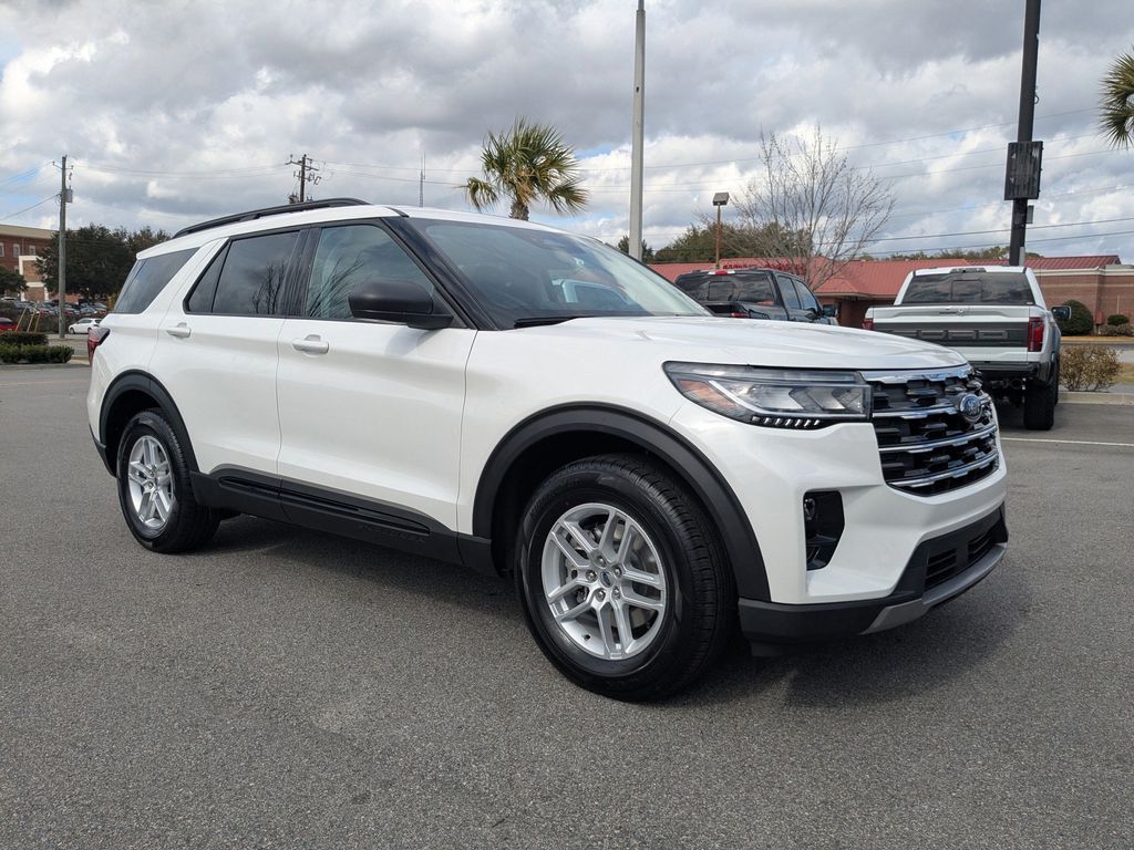 2026 Ford Explorer Active w/200A Pkg