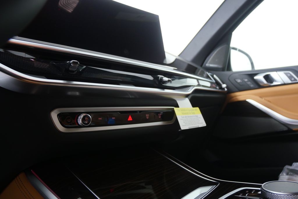 Thumbnail: 2026 BMW X5 - 20