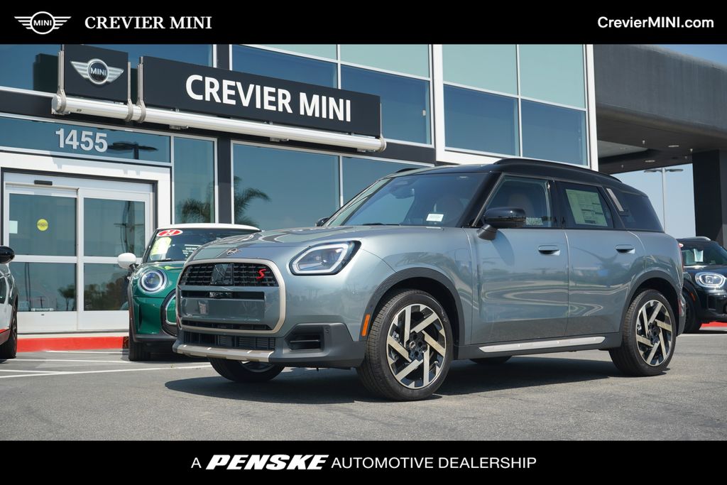 2025 MINI Cooper Countryman Iconic -
                Santa Ana, CA