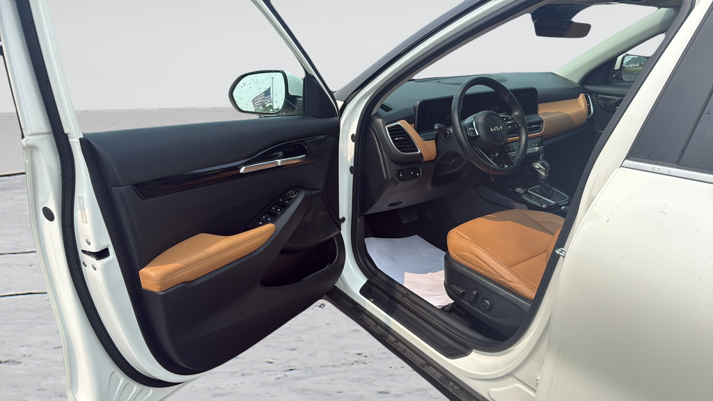 Used 2025 Kia Seltos SUV