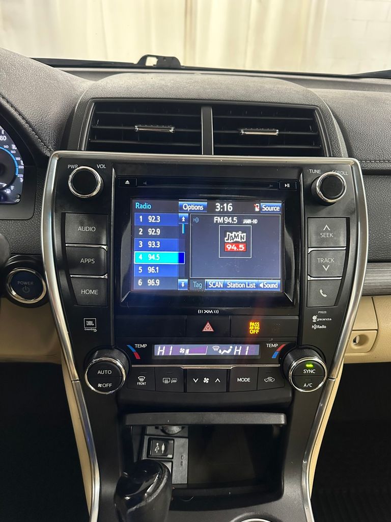 used 2017 Toyota Camry Hybrid car, priced at $12,985