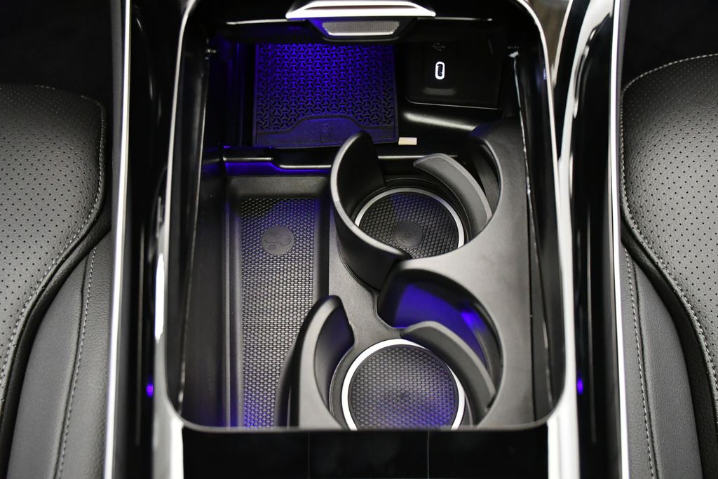 Thumbnail: 2026 Mercedes-Benz GLC - 30