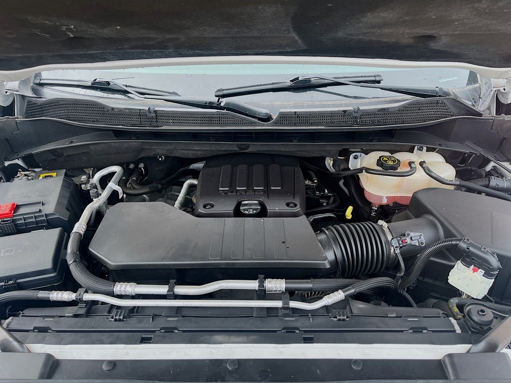 Used 2023 White Chevrolet LT Trail Boss image 29