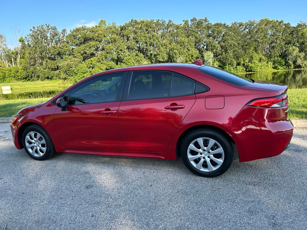 Thumbnail: 2021 Toyota Corolla - 3