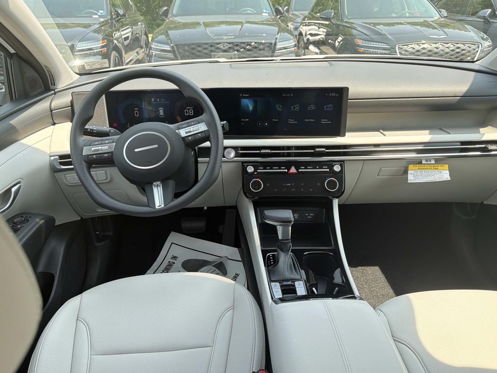 New 2026 White Hyundai SEL image 2