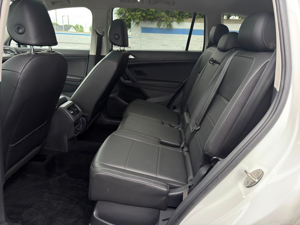 Thumbnail: 2019 Volkswagen Tiguan - 19