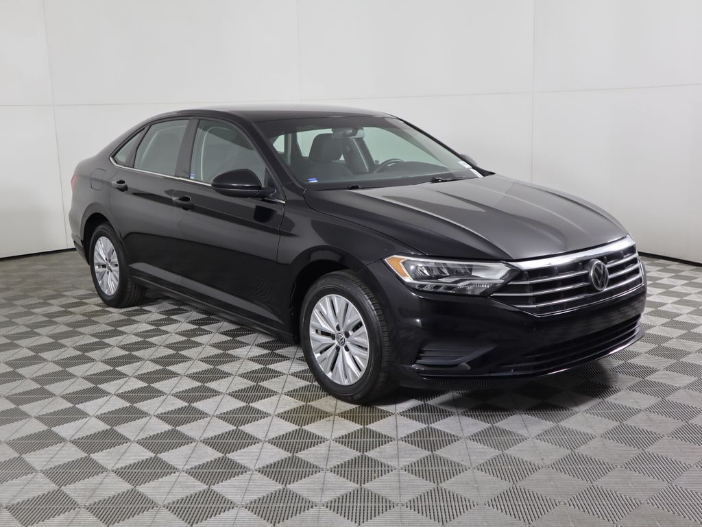 Thumbnail: 2019 Volkswagen Jetta - 3