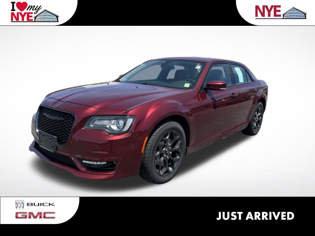 Velvet 2022 Chrysler 300 Touring L AWD Sedan All-Wheel Drive 8-Speed Automatic