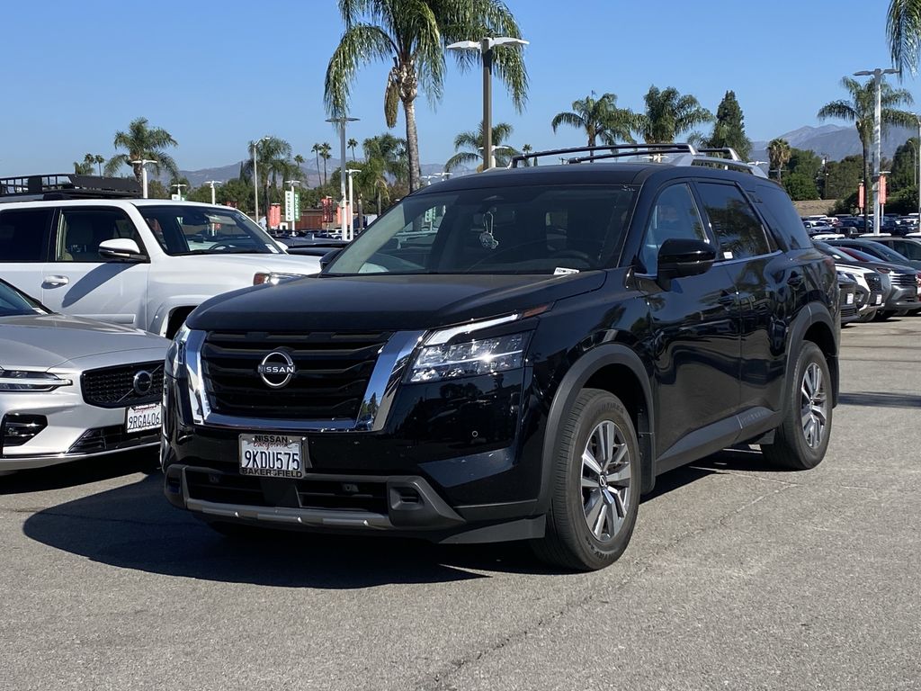 Super Black 2024 Nissan Pathfinder SUV / Crossover Front-Wheel Drive 9-Speed Automatic