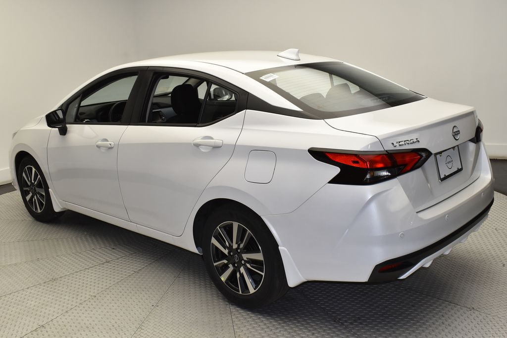 2025 Nissan Versa 1.6 SV 7