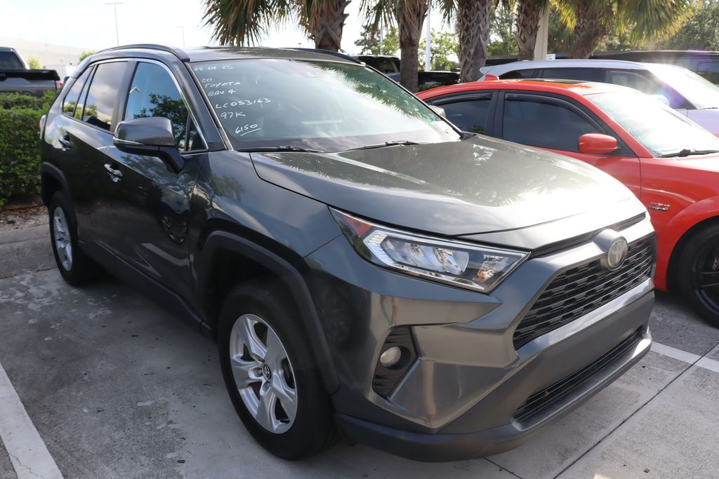 Thumbnail: 2020 Toyota RAV4 - 6