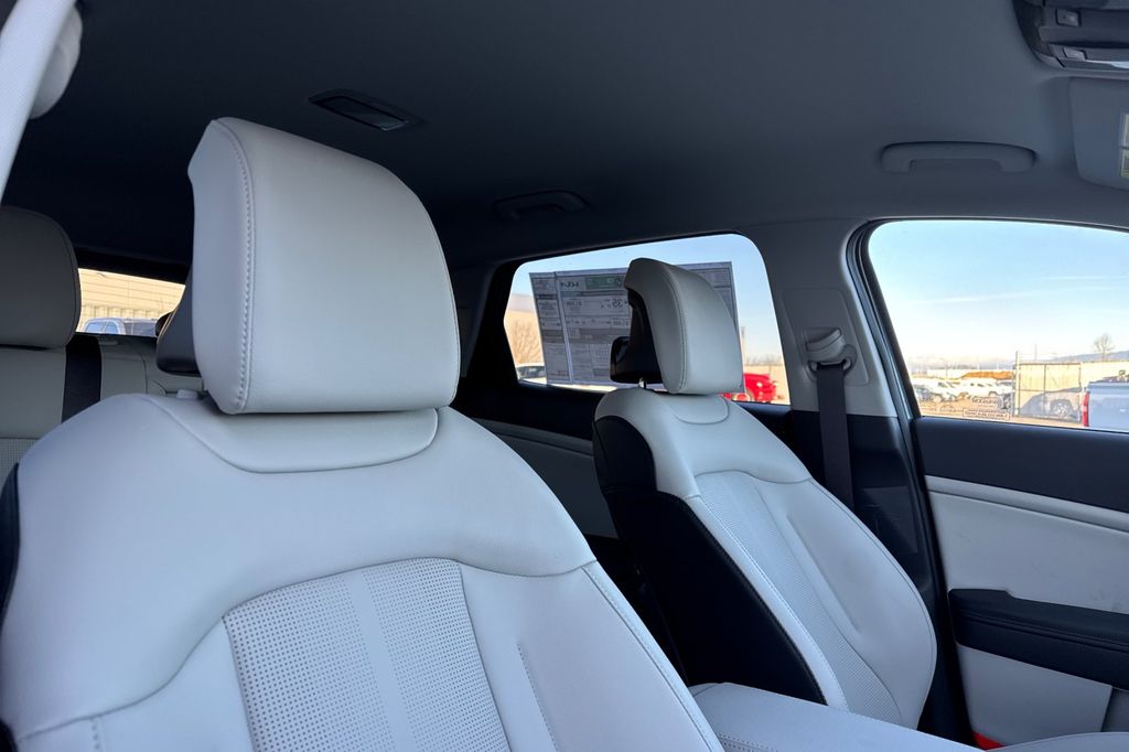 new 2026 Kia Sportage Hybrid car, priced at $35,235