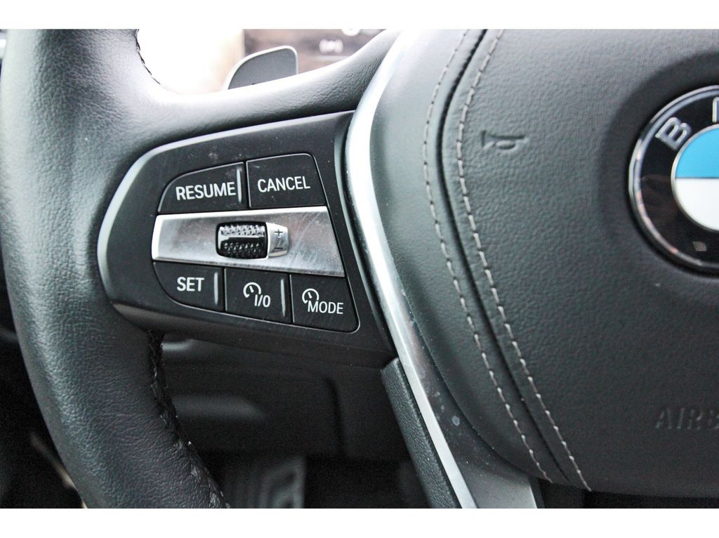2025 BMW X5 sDrive40i White at DeMontrond Auto Country