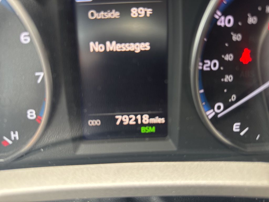 2018 Toyota RAV4 XLE 4