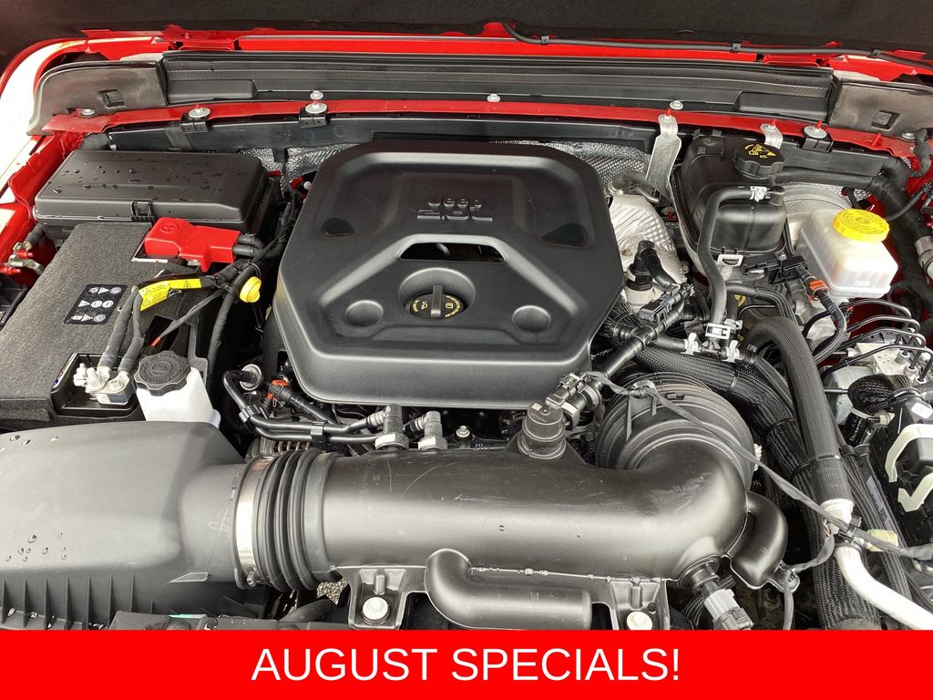 Used 2025 Jeep Wrangler SUV