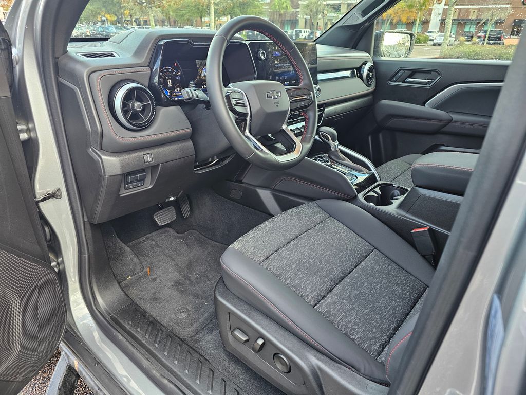 2024 Chevrolet Colorado Z71 11