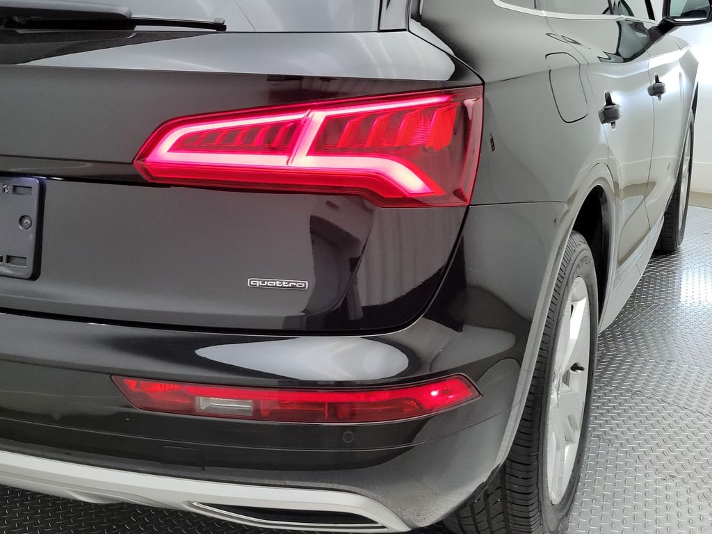 Thumbnail: 2019 Audi Q5 - 8