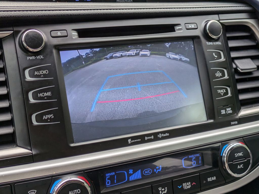 Used 2016 Toyota Highlander SUV