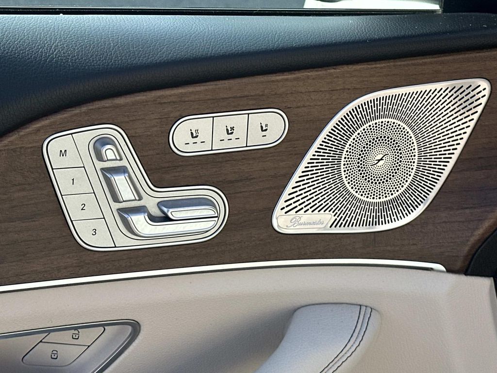 Thumbnail: 2021 Mercedes-Benz GLS - 18