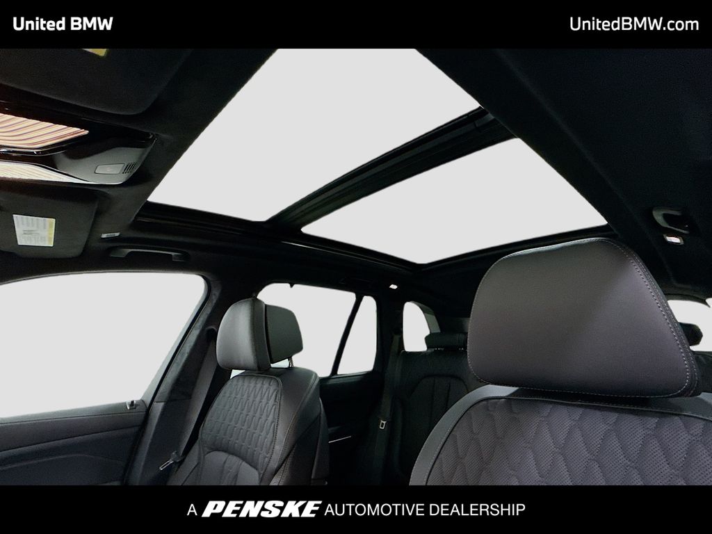 Thumbnail: 2026 BMW X5 - 12