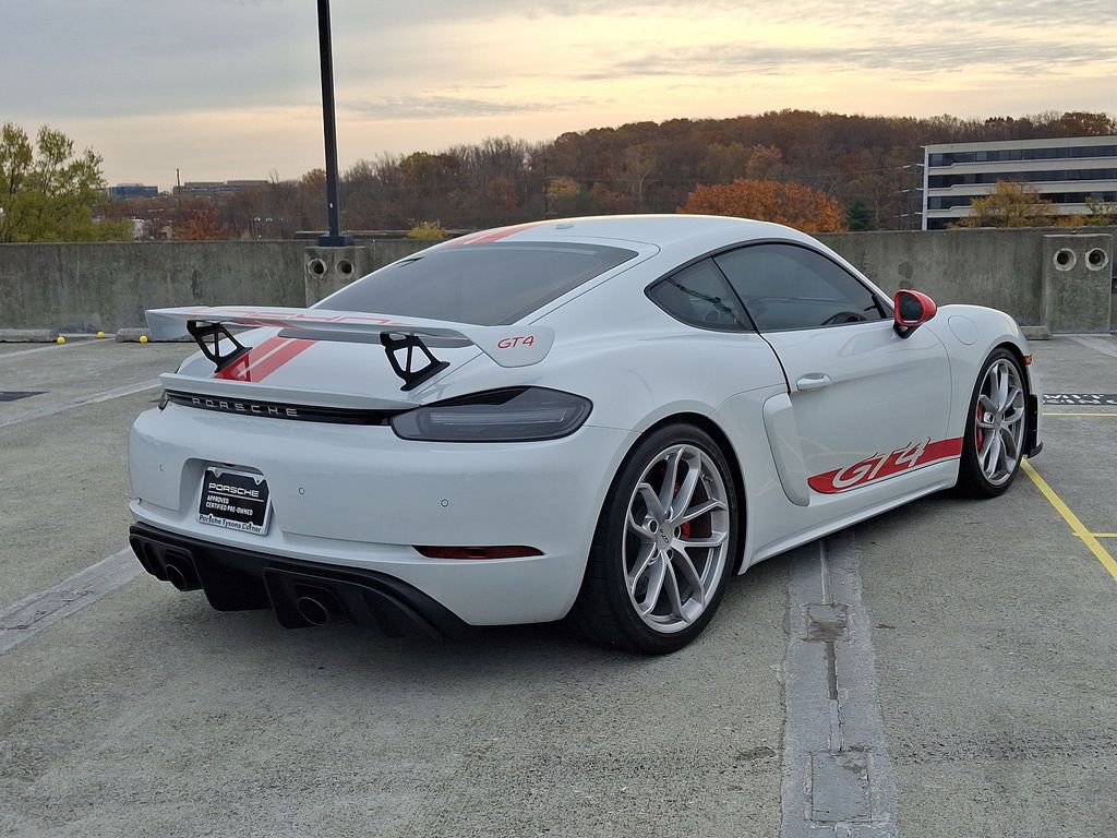 2023 Porsche 718 Cayman GT4 4