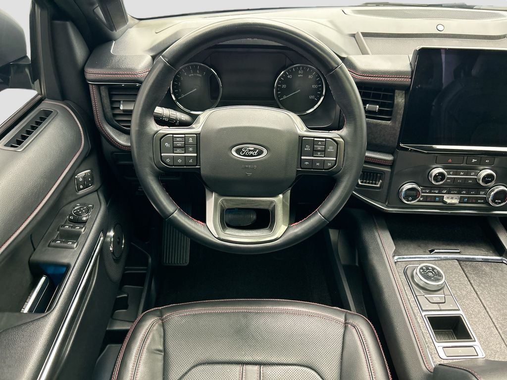 Thumbnail: 2022 Ford Expedition - 10