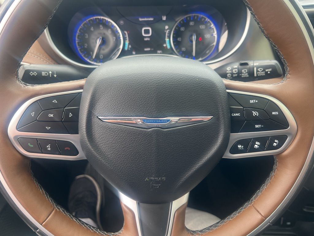 2018 Chrysler Pacifica Limited photo