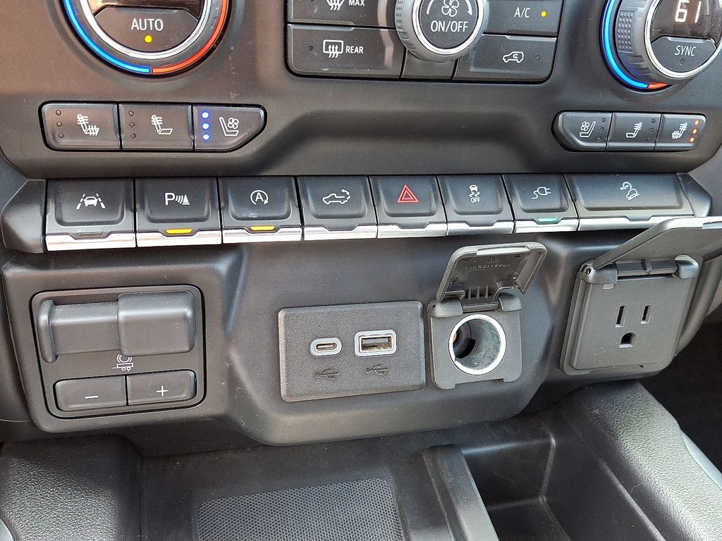 Thumbnail: 2019 Chevrolet Silverado 1500 - 26