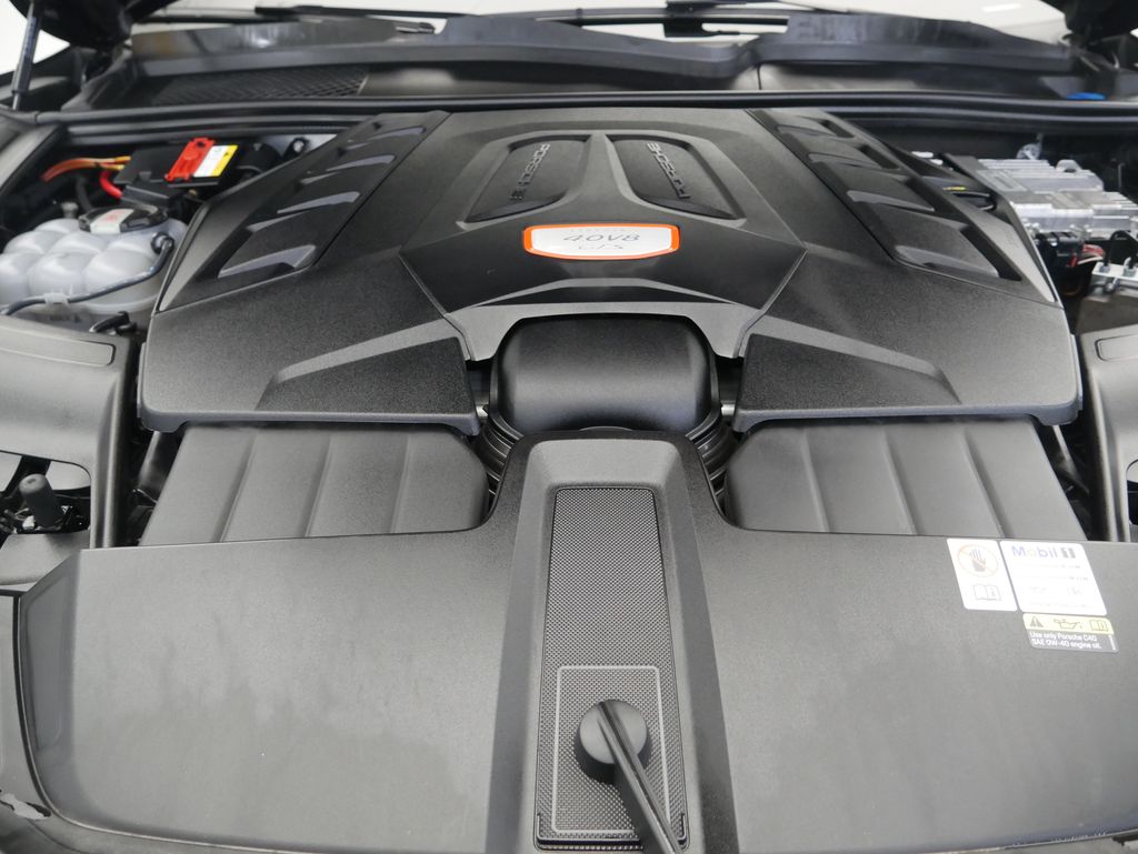 Thumbnail: 2023 Porsche  - 12