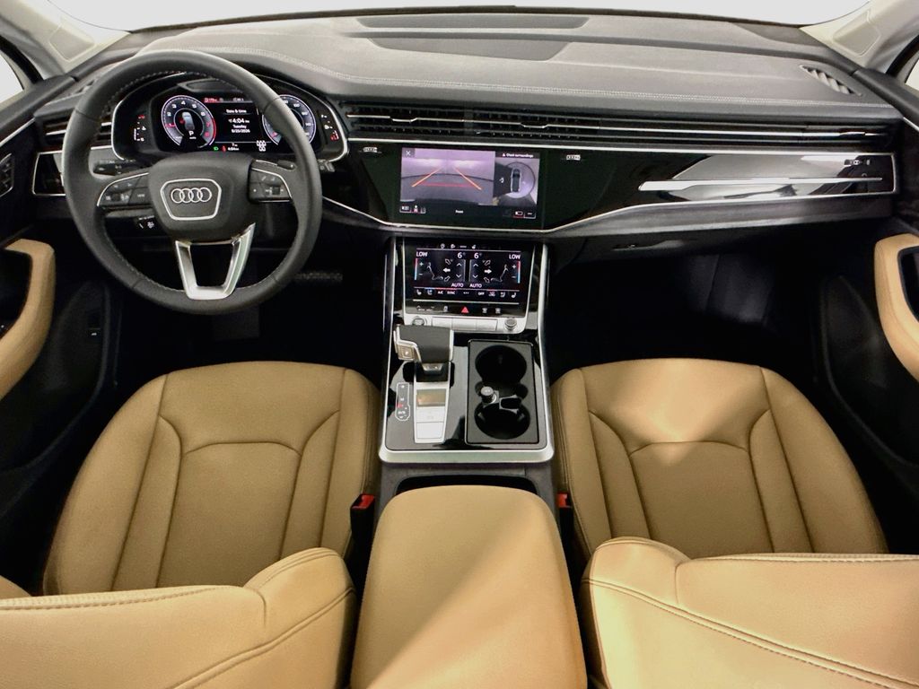 Thumbnail: 2026 Audi Q7 - 14