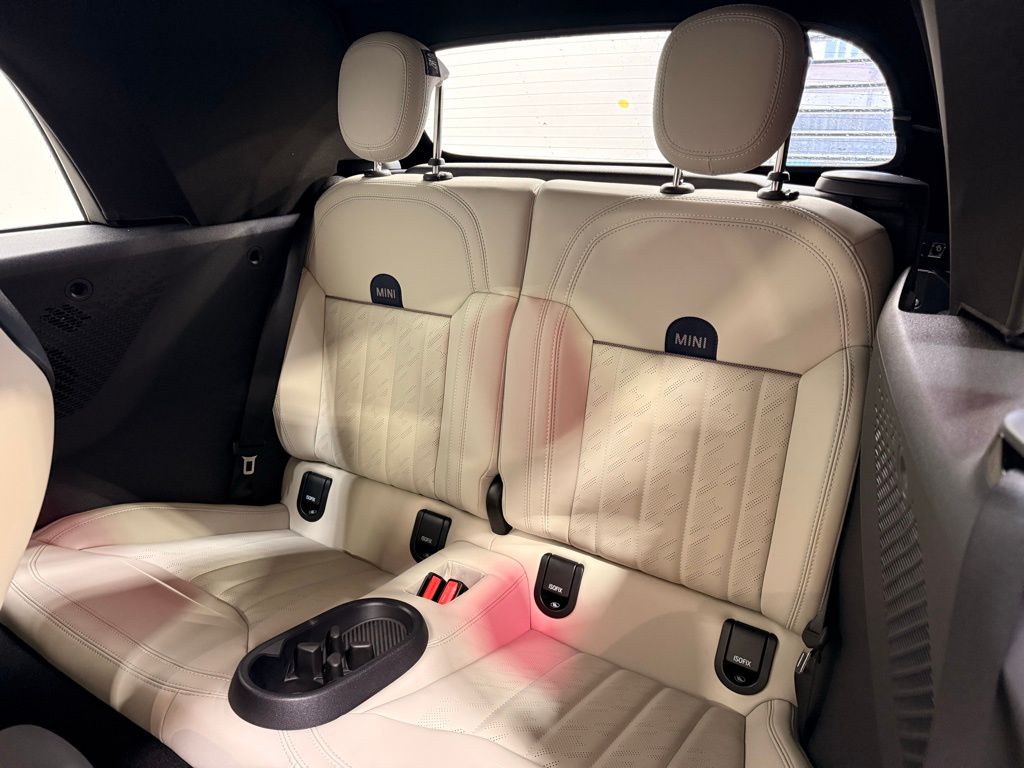 Thumbnail: 2026 MINI Cooper - 19