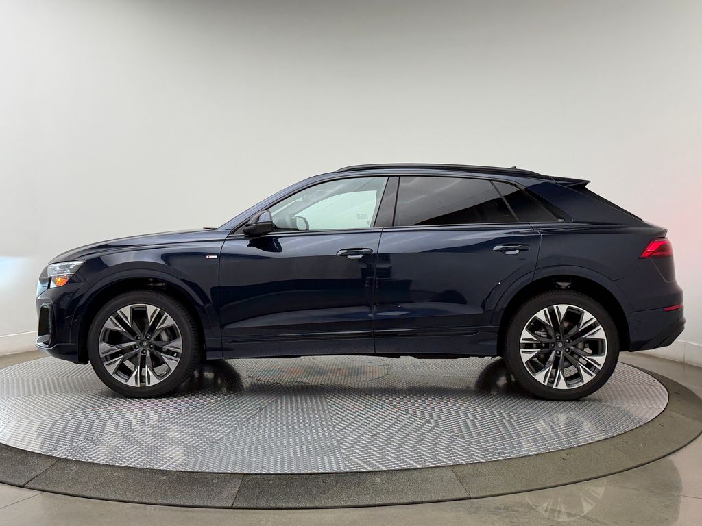 Thumbnail: 2027 Audi Q8 - 4