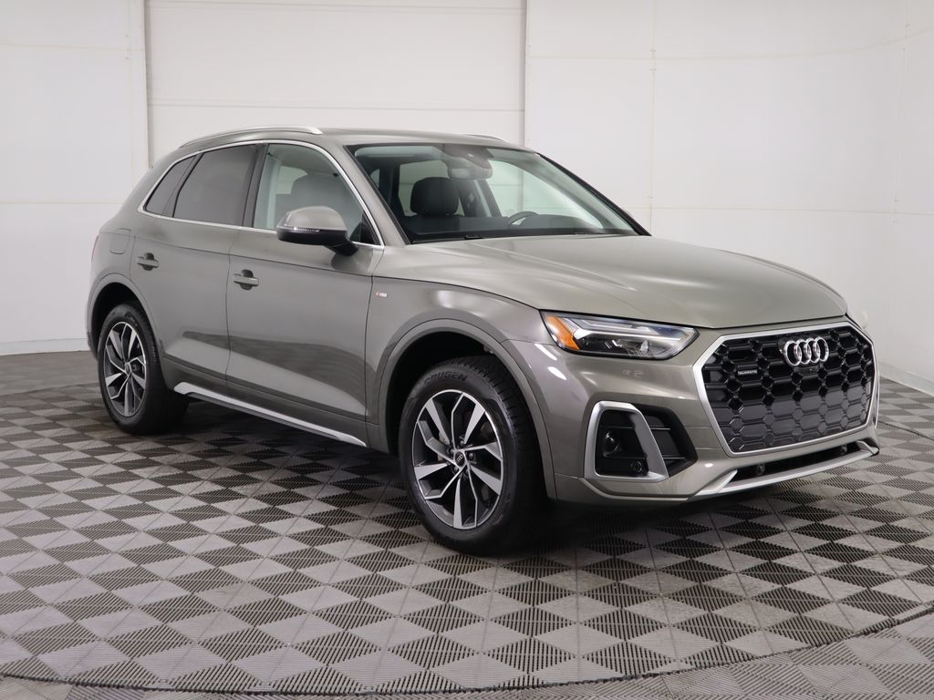Thumbnail: 2025 Audi Q5 - 3
