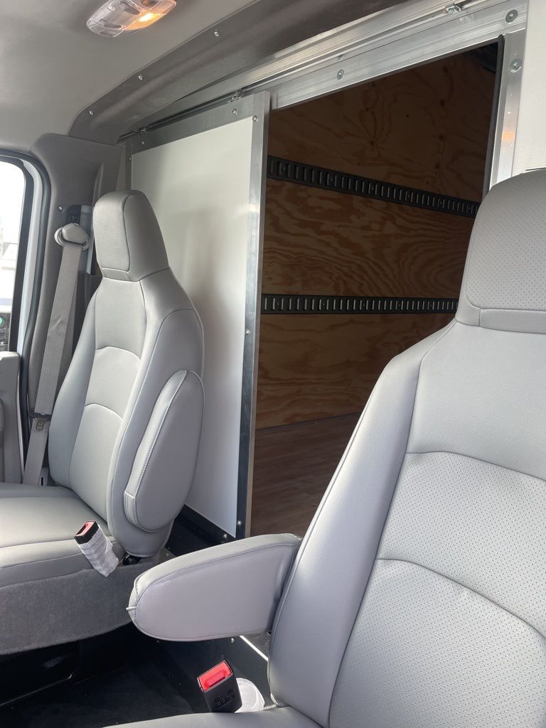 2026 Ford E-350 Cutaway 