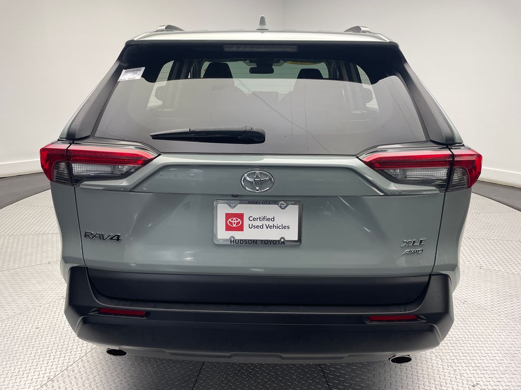 2023 Toyota RAV4 XLE 6