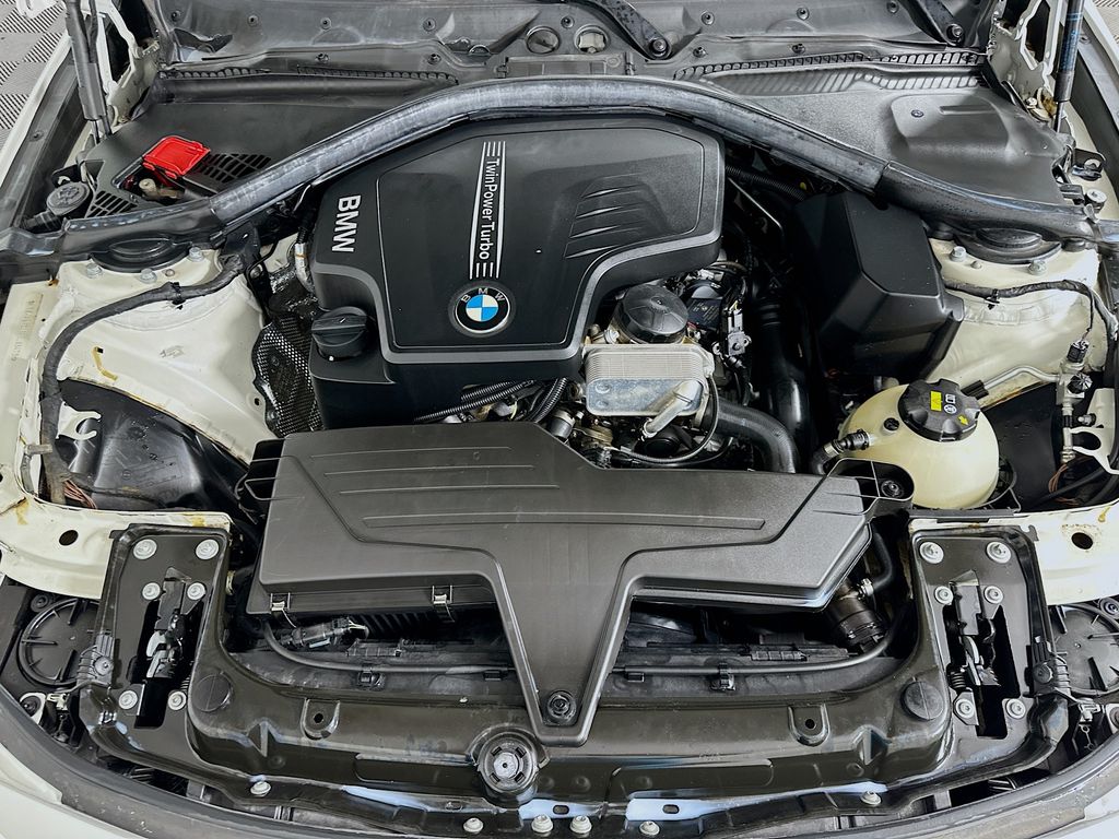 Thumbnail: 2015 BMW 4 Series - 31