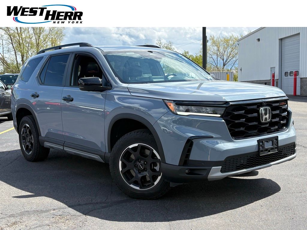 Pre-Owned 2025 Honda Pilot TrailSport 4D Sport Utility in