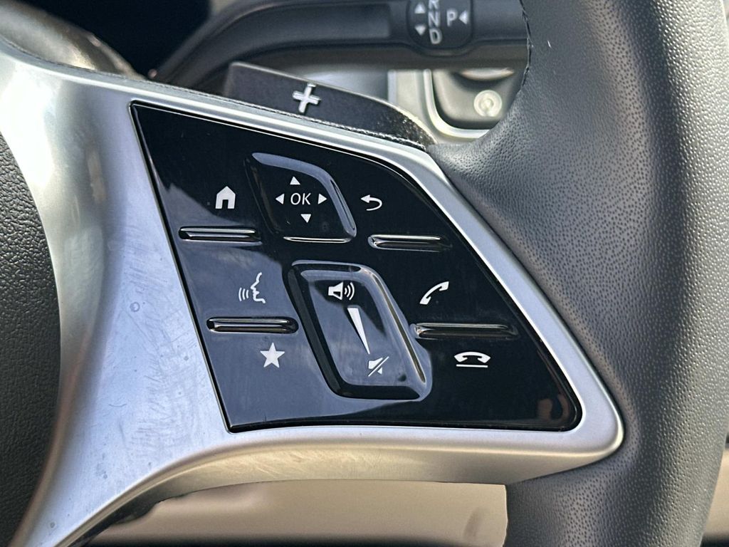 Thumbnail: 2026 Mercedes-Benz GLB - 26