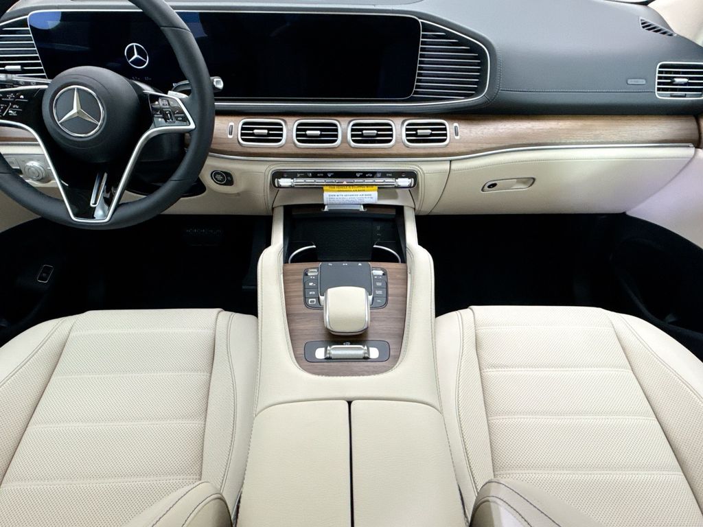 Thumbnail: 2026 Mercedes-Benz GLE - 13