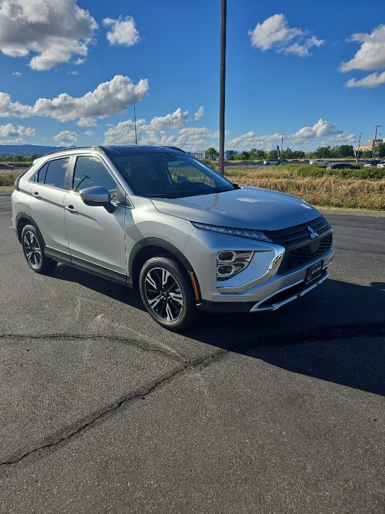 2026 Mitsubishi Eclipse Cross SE S-AWC's photo