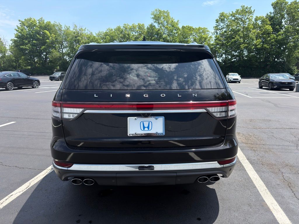 Thumbnail: 2021 Lincoln Aviator - 4