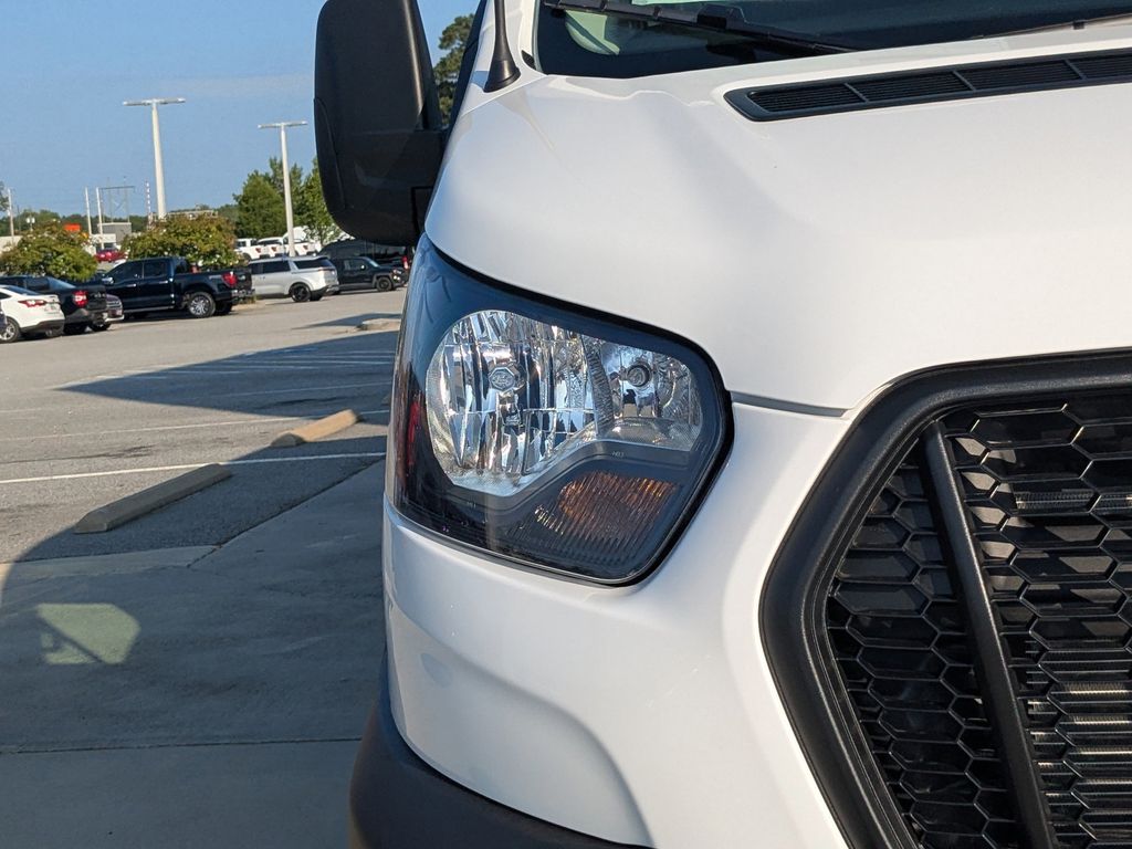 2025 Ford Transit 250