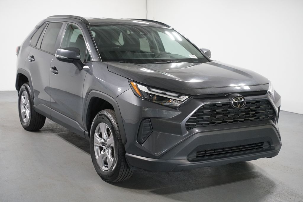 Thumbnail: 2025 Toyota RAV4 - 3