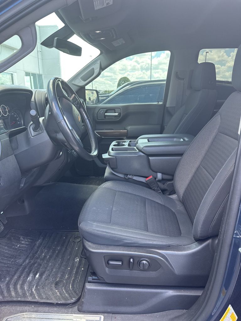 Thumbnail: 2020 Chevrolet Silverado 1500 - 9